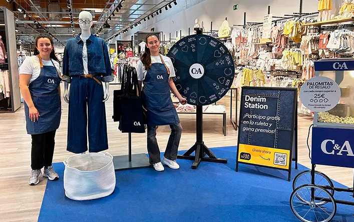Workout Retail promoters in a fashion store activation