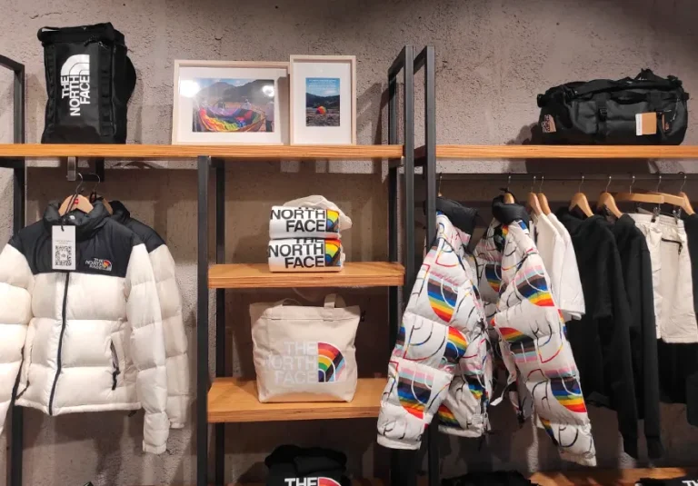 Visual merchandising in a fashion store